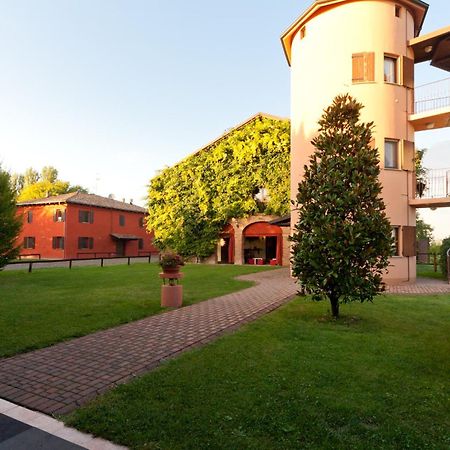 Agriturismo La Lupa Madonna della Provvidenza Bagian luar foto