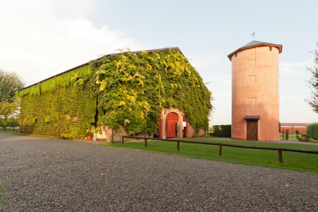 Agriturismo La Lupa Madonna della Provvidenza Bagian luar foto
