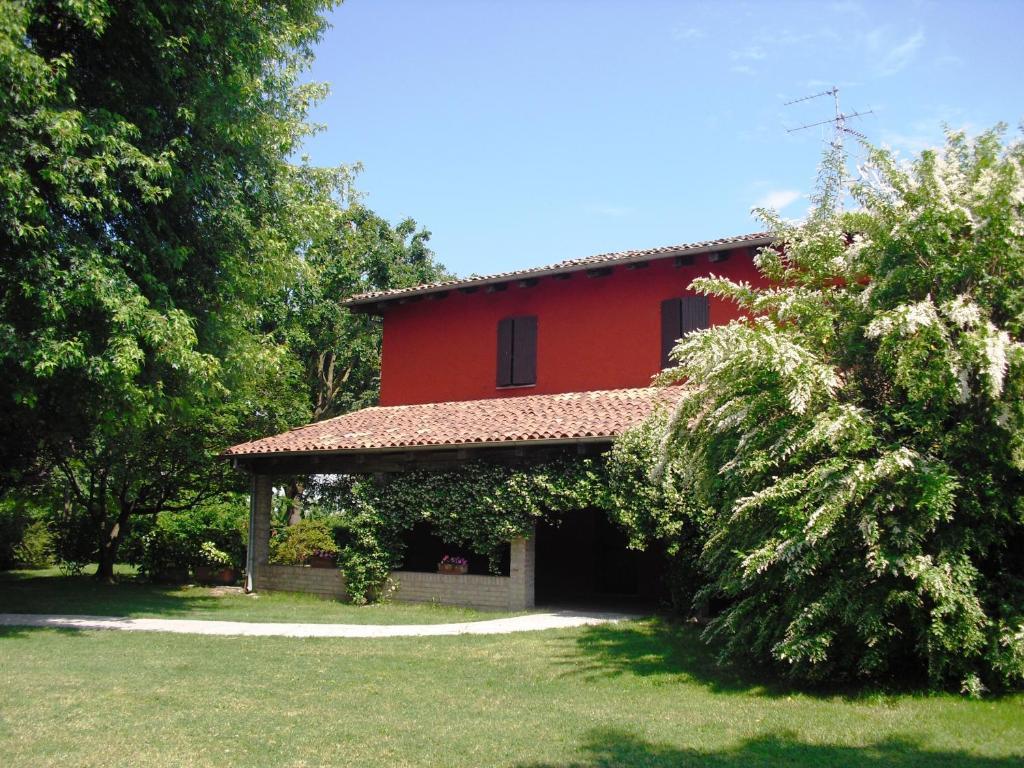 Agriturismo La Lupa Madonna della Provvidenza Bagian luar foto